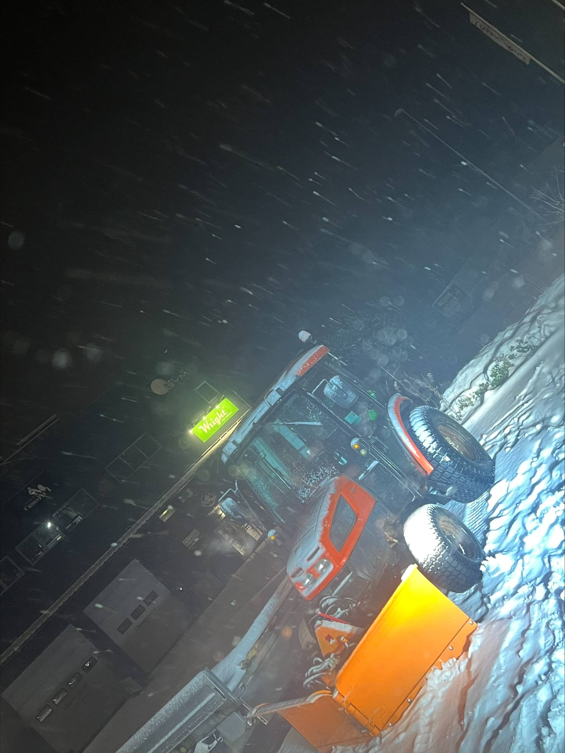 Arbeid snø traktor
